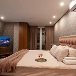 Luxury Private House In Center Διαμέρισμα