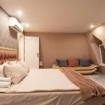 Luxury Private House In Center Διαμέρισμα